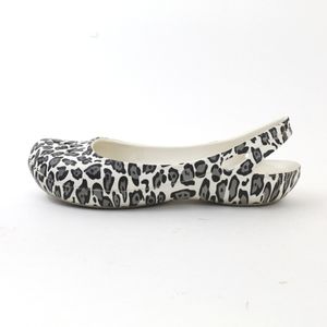 Crocs Flats Snow Leopard Print White Gray Womens Size 7